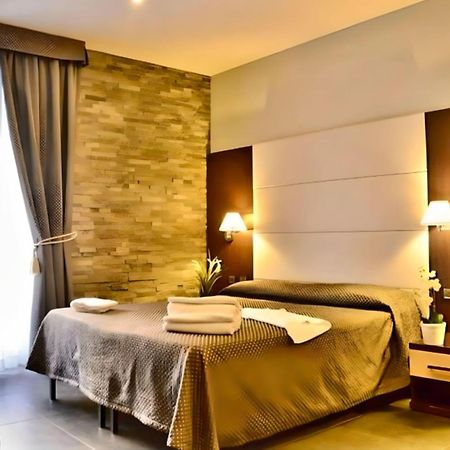 Roma Castle Termini Hotel Buitenkant foto