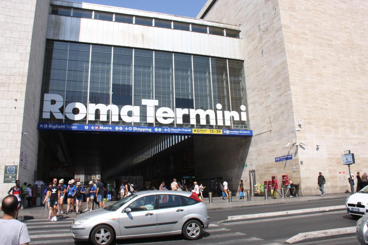 Roma Castle Termini Hotel Buitenkant foto