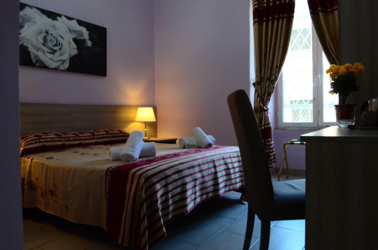 Roma Castle Termini Hotel Buitenkant foto