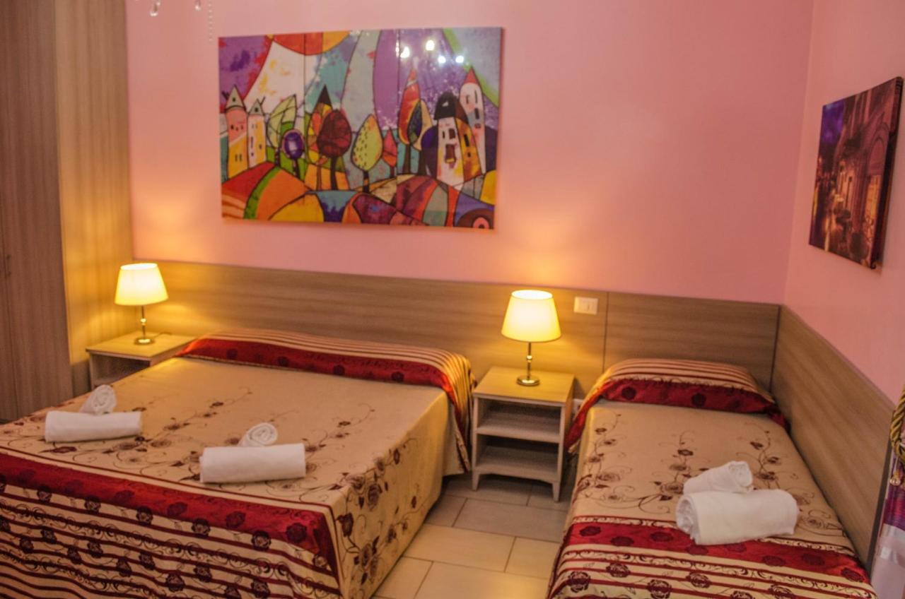 Roma Castle Termini Hotel Buitenkant foto